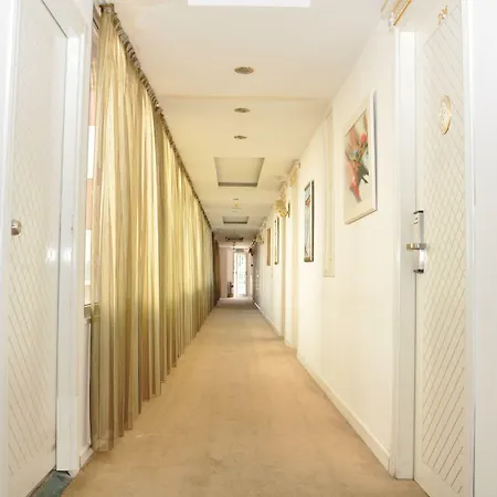 Hotel Bilem & 4*