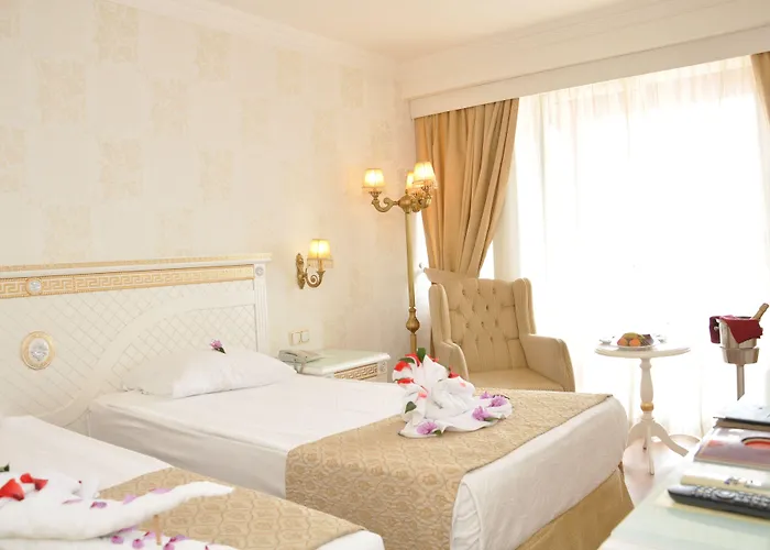 Bilem & Otel 4*